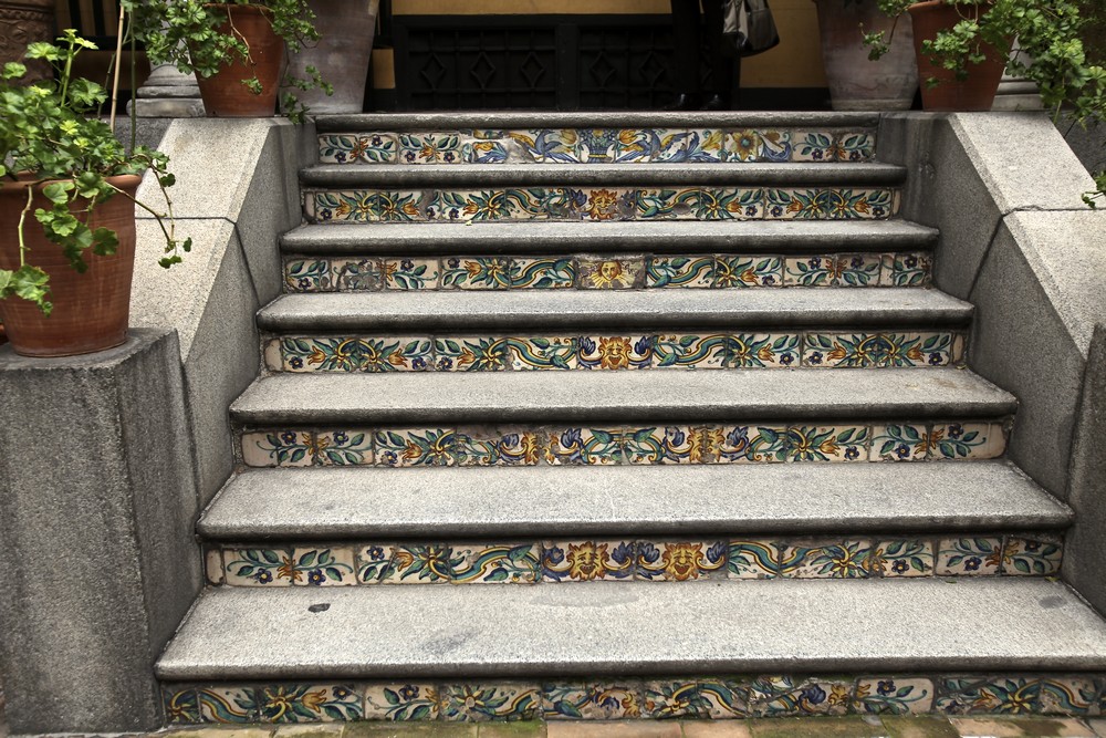 008 bellisimas escaleras de azulejos de acceso al porche